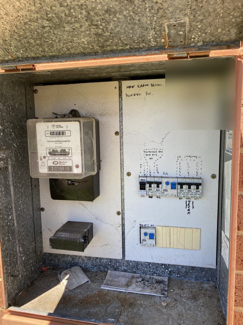 Ageing Perth switchboard with an oversized main switch and a single RCD covering all power circuits